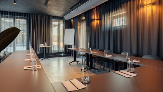 Telpas 50-100 personām